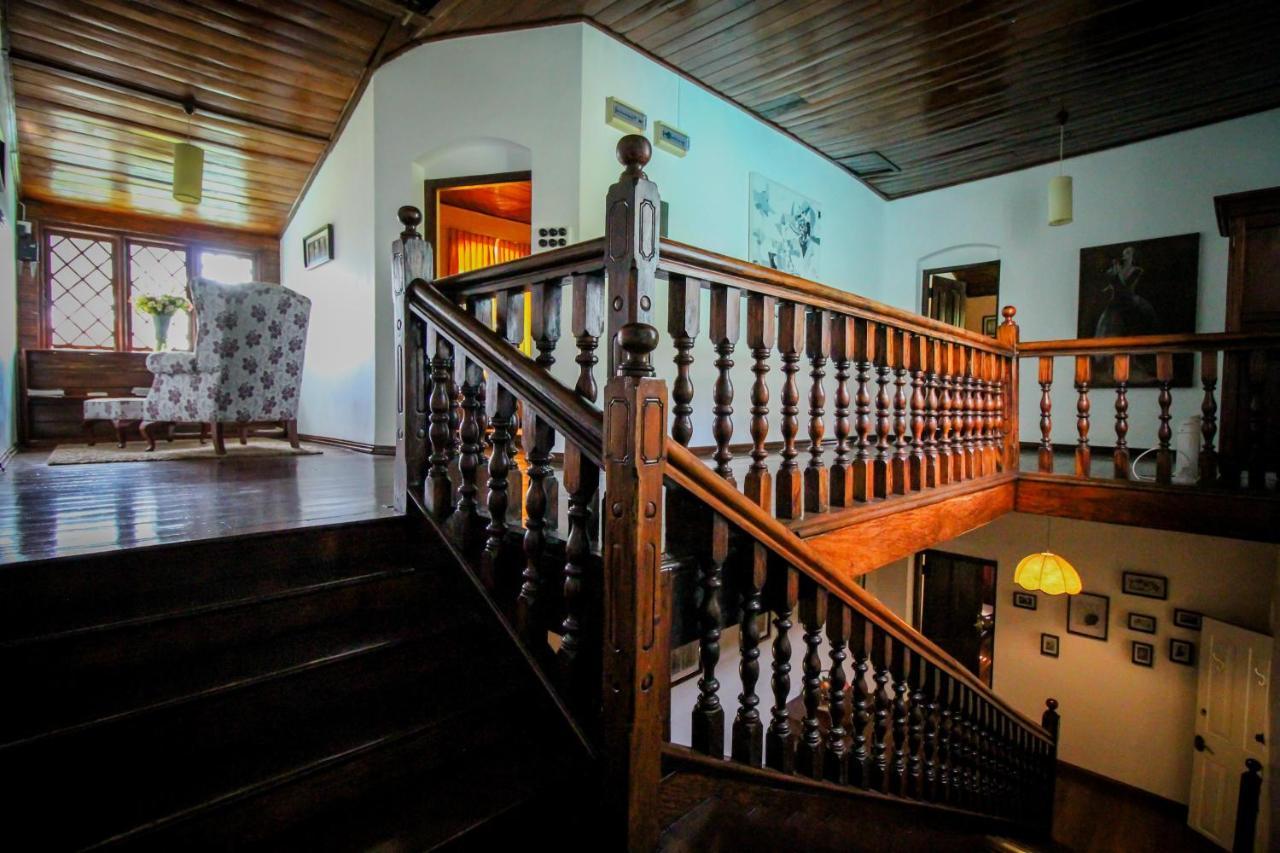 Brockenhurst Bungalow Нувара-Елія Екстер'єр фото